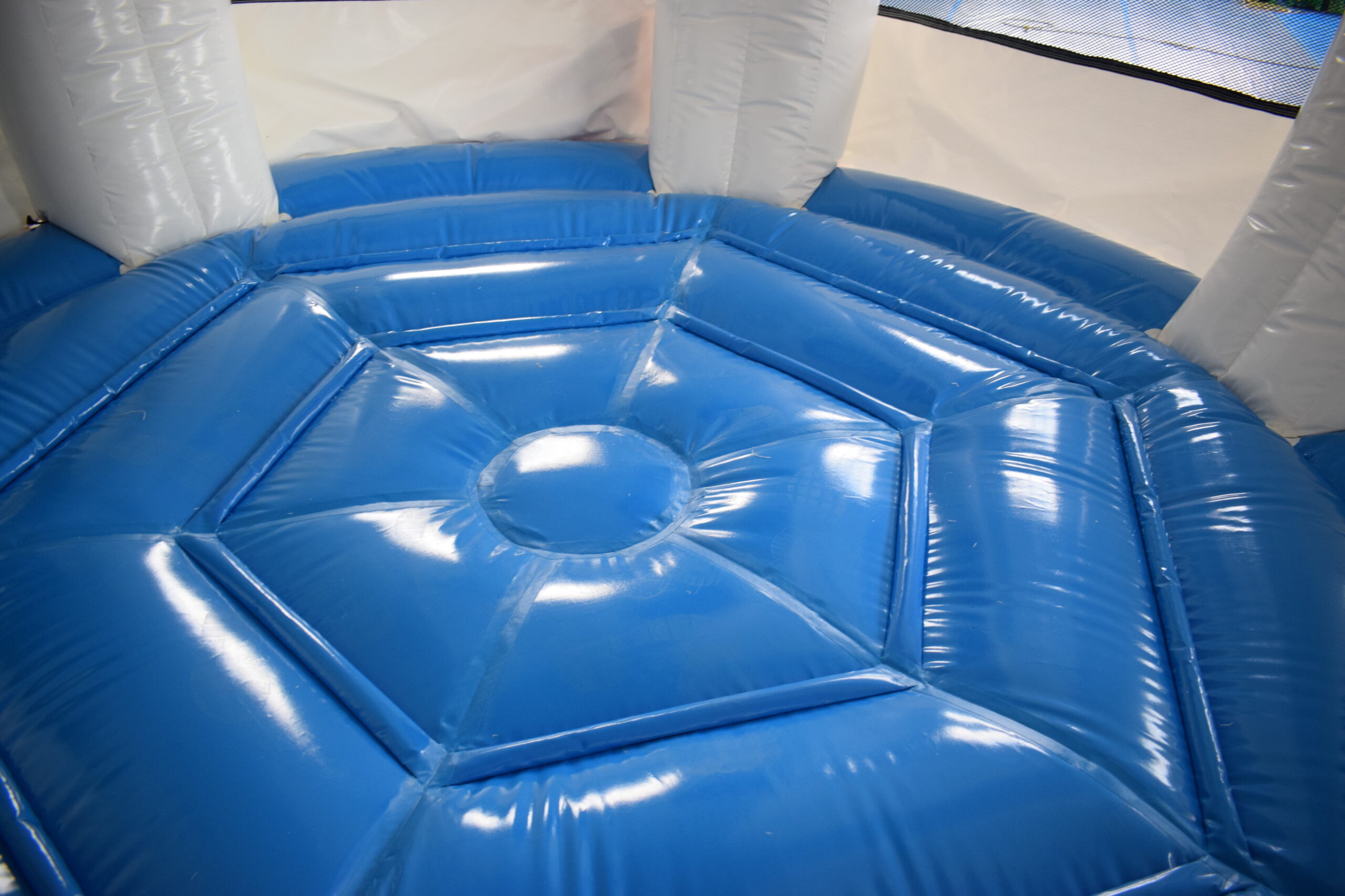 Pvc Kids Jumping Inflatable Bounce, 7-10 Yrs at Rs 90000 in New Delhi | ID:  21310799173